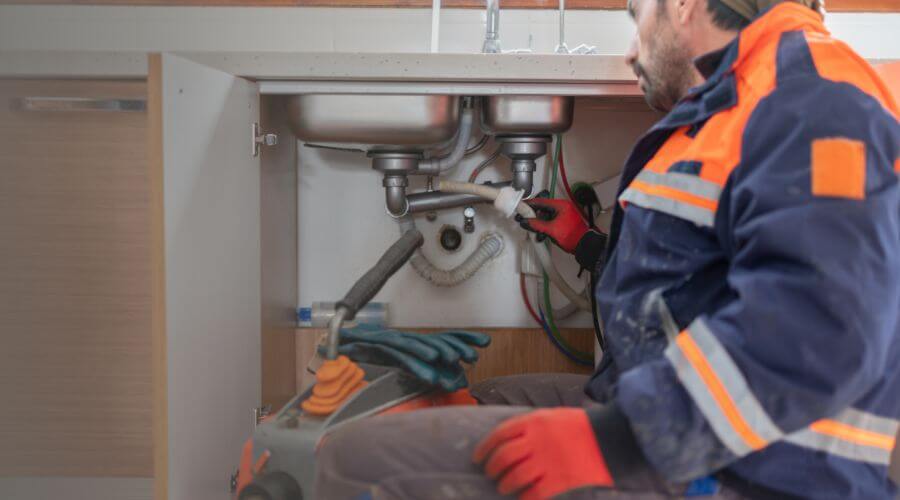 Professional slab leak plumber services in Arenzville, IL